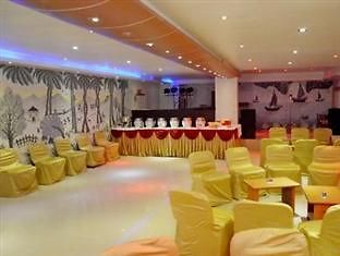 Presidency Landmark Hotel Daman Buitenkant foto
